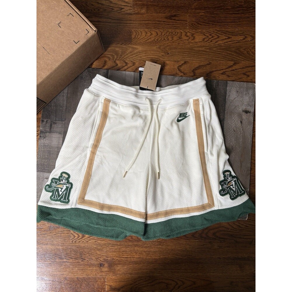 Nike LeBron James St. Vincent St. Mary’s Reserve Basketball Shorts IF0472-133 L